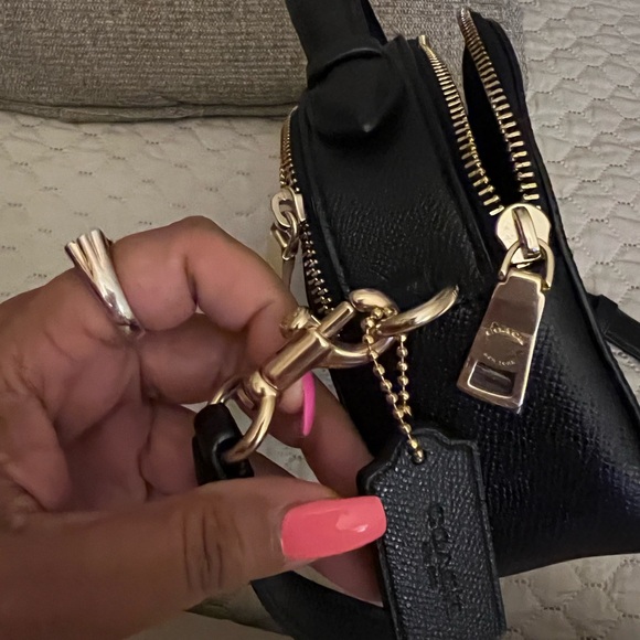 Ladies  genuine coach shoulder/ crossbody bag 💼 purchased from Coach - Picture 10 of 10